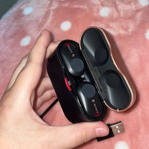 Used Sony Noise Canceling Truly Wireless Earbuds